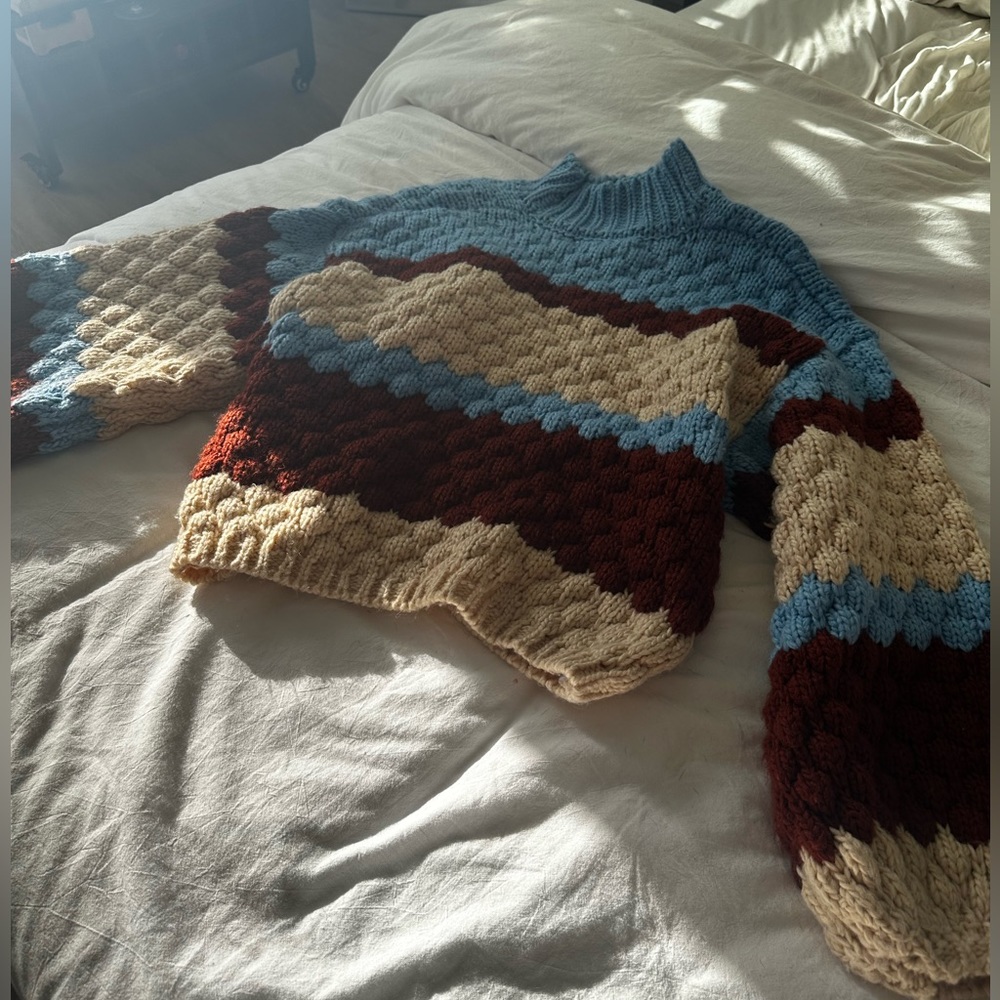 Sweater - Picture 2 of 2